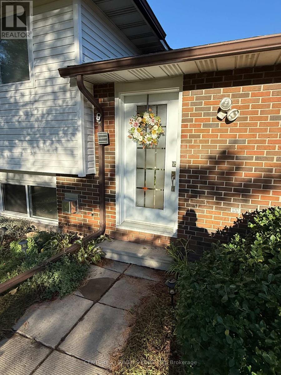 1154 Road 2 Road, Elizabethtown-Kitley, Ontario  N8H 3V7 - Photo 2 - X12520488