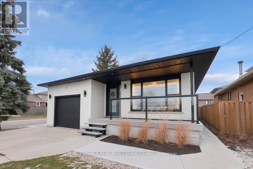 B - 93 PRESIDIO DRIVE, Hamilton, Ontario