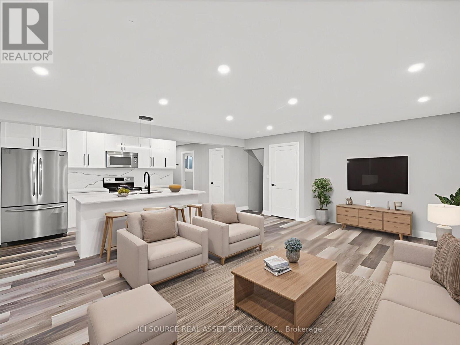 B - 93 Presidio Drive, Hamilton, Ontario  L8W 3C4 - Photo 5 - X12520462