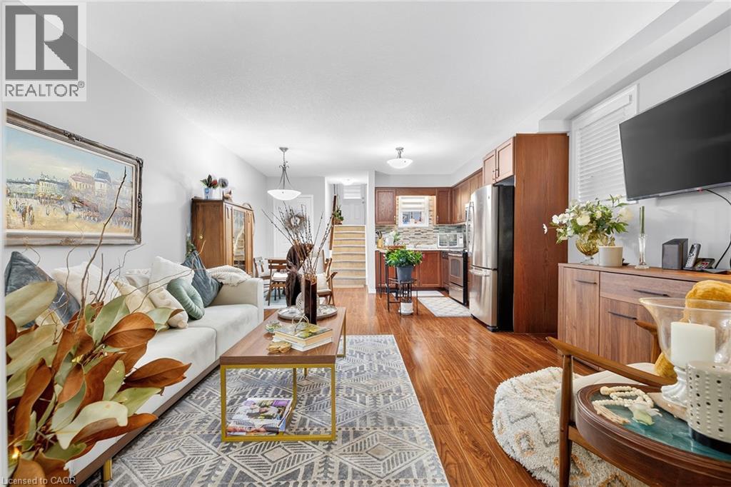 230 Jessica Crescent Unit# 6a, Kitchener, Ontario N2R 0C5 - Photo 3 - 40785921