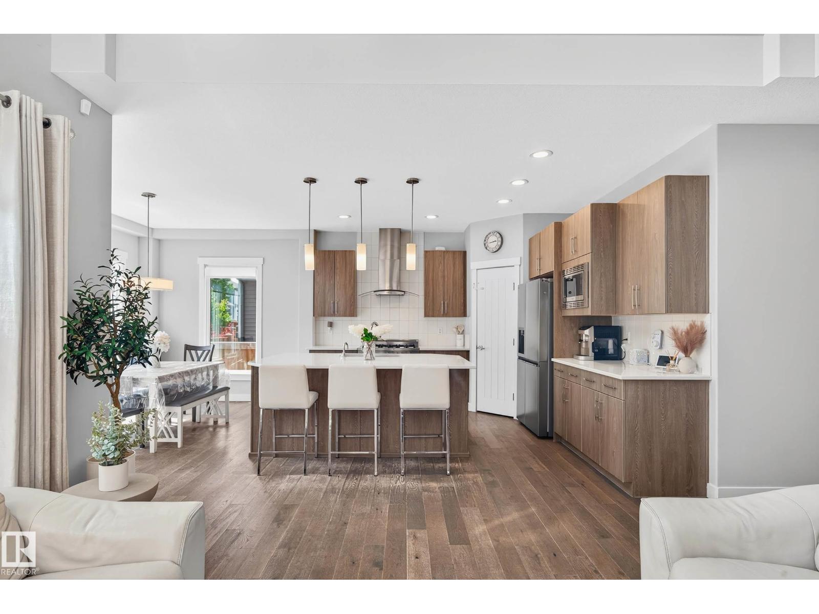 5915 19 Av Sw, Edmonton, Alberta  T6X 2A2 - Photo 6 - E4456233