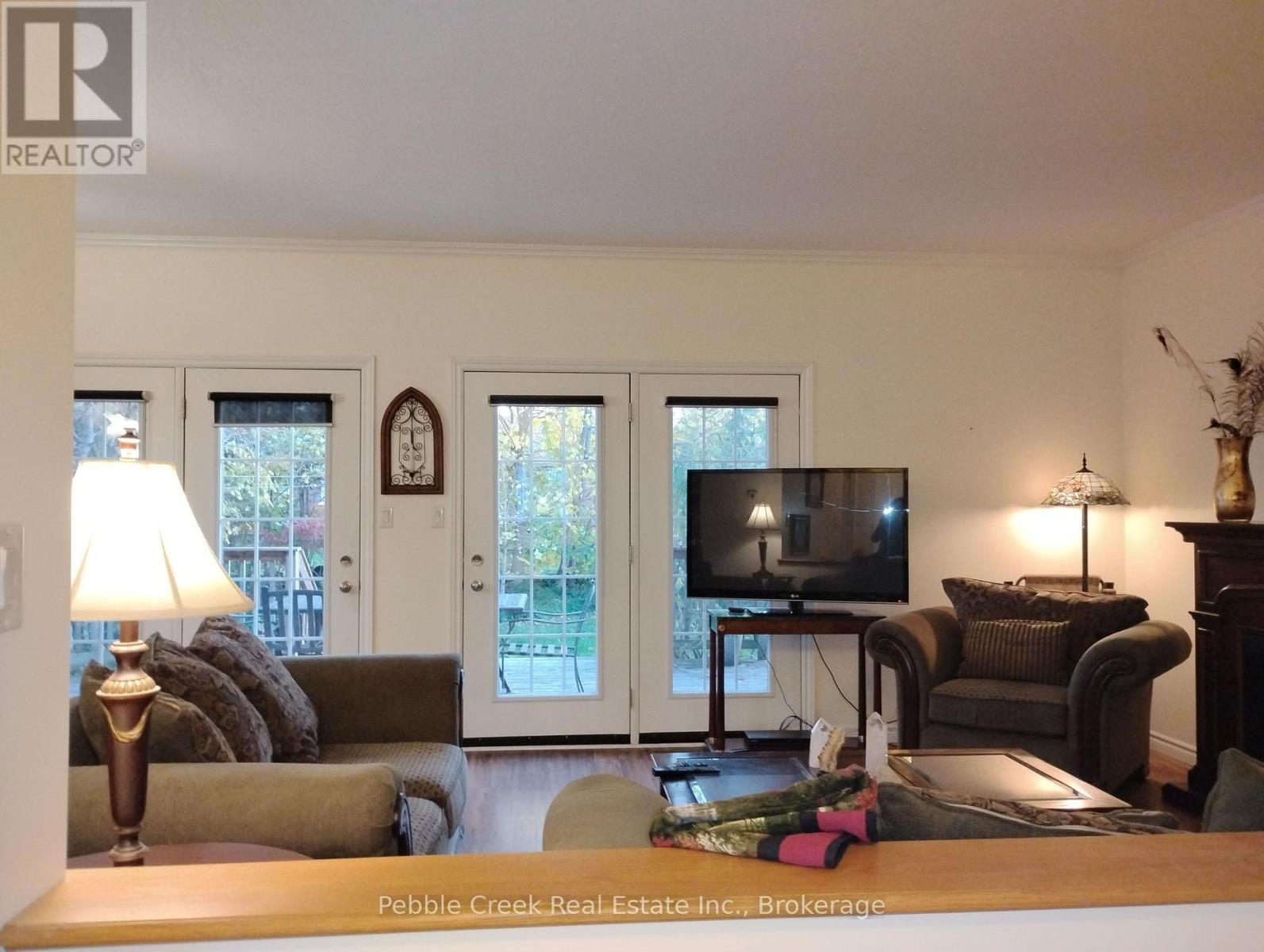 97 St Patrick Street, Goderich, Ontario N7A 2L5 - Photo 12 - X12520512