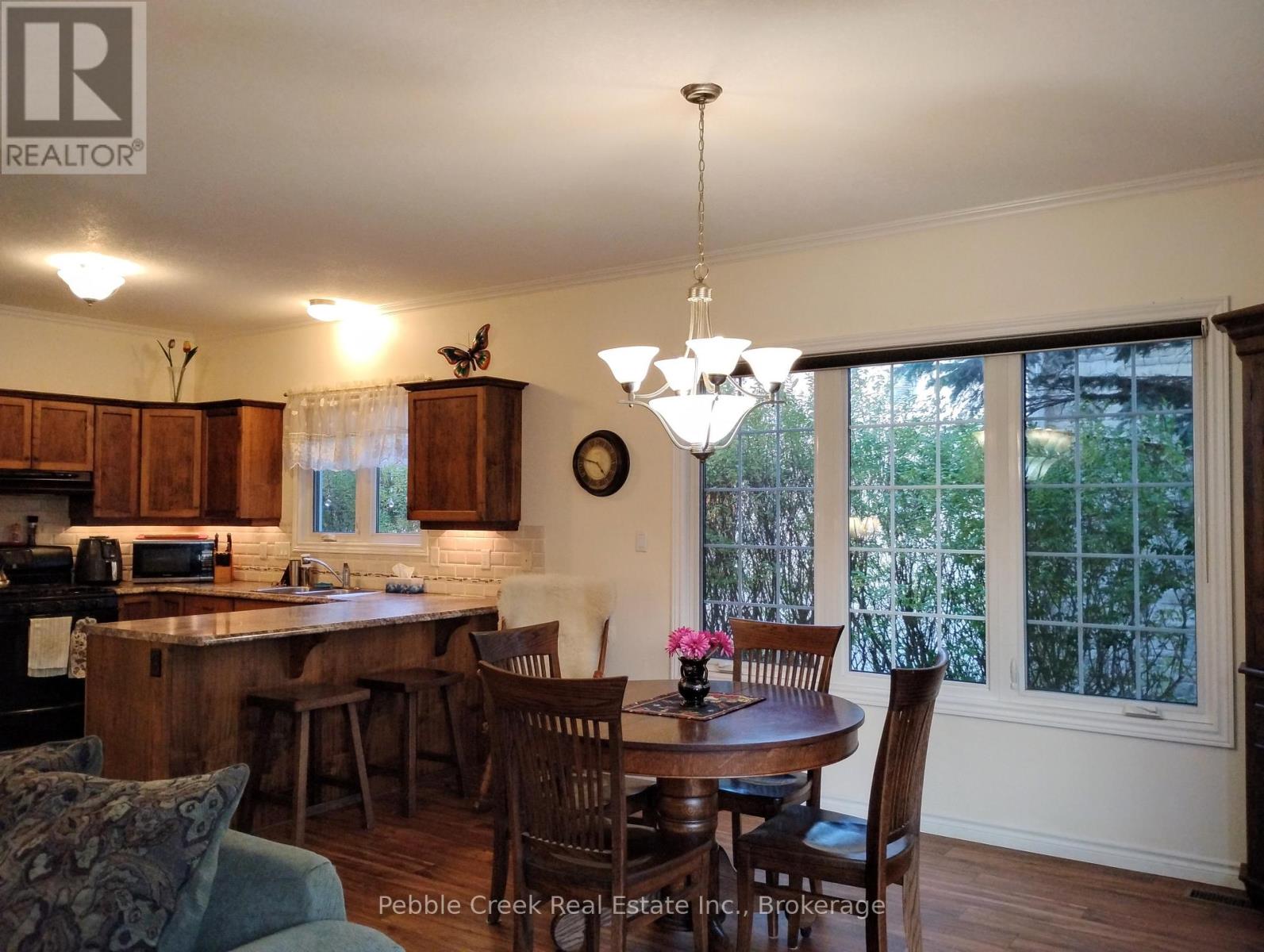 97 St Patrick Street, Goderich, Ontario N7A 2L5 - Photo 9 - X12520512