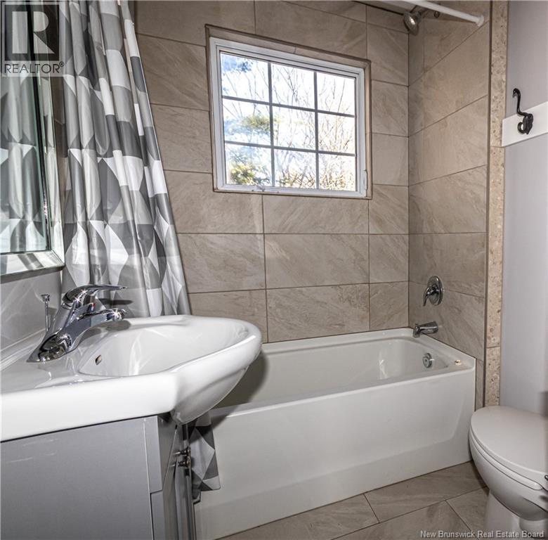 123 Hildebrand Crescent, Fredericton, New Brunswick  E3A 4W8 - Photo 13 - NB129660