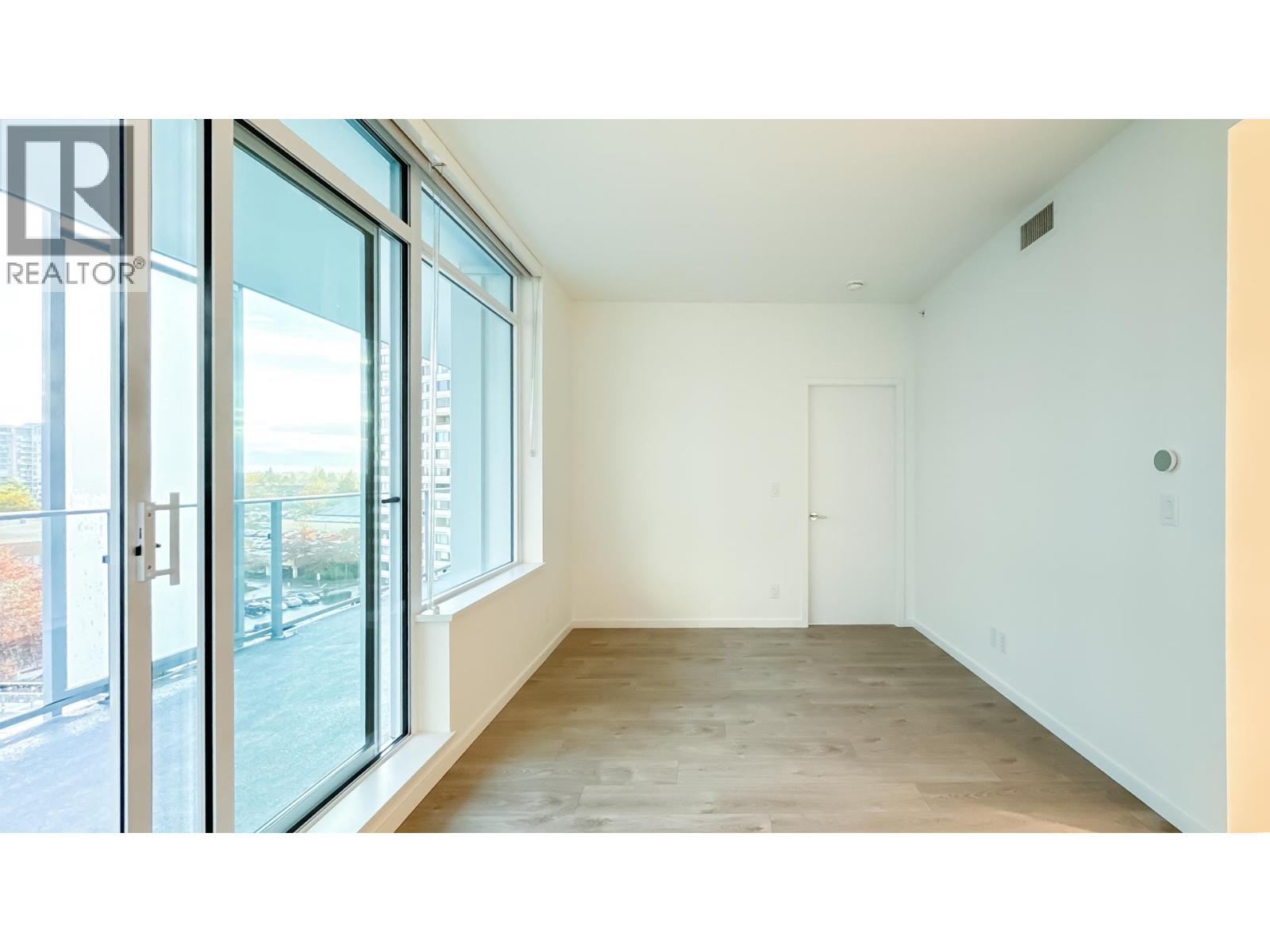 744 6500 Minoru Boulevard, Richmond, British Columbia  V6Y 0N2 - Photo 8 - R3065606