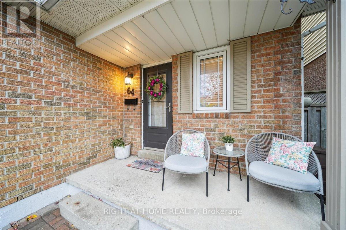 64 Hart Boulevard, Clarington, Ontario  L1B 1E4 - Photo 3 - E12520486