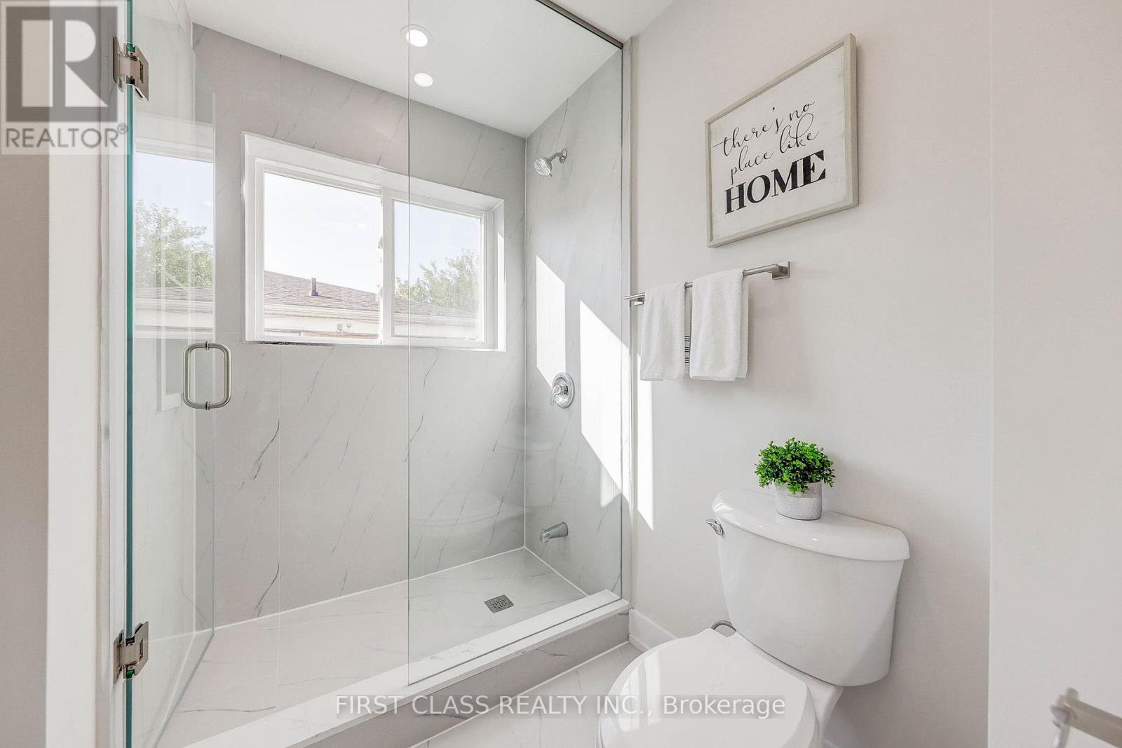 214 Linden Avenue, Toronto, Ontario  M1K 3H8 - Photo 13 - E12520534