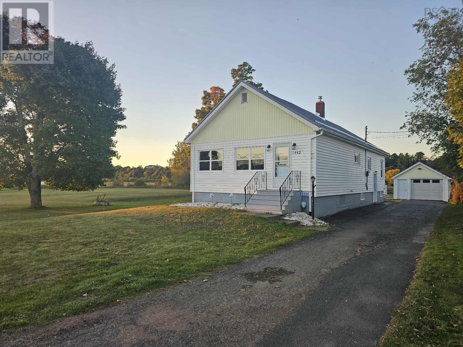 1442 Salmon River Road, Salmon River, Nova Scotia