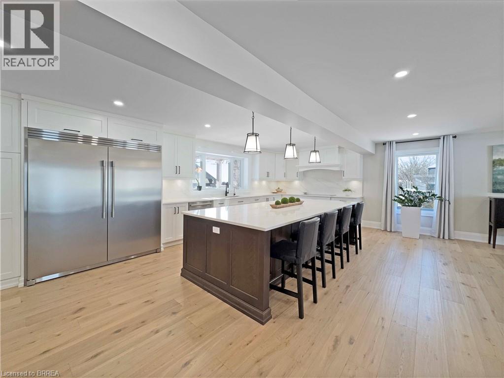 360 Robinson Road, Brantford, Ontario  N3T 5L7 - Photo 8 - 40785671