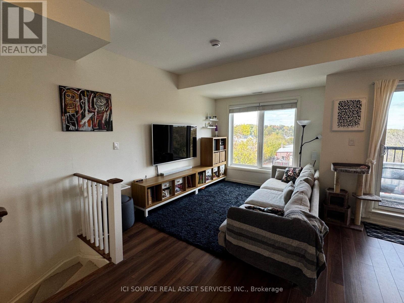 307 - 487 Queen Street, Newmarket, Ontario  L3Y 2H3 - Photo 3 - N12520490