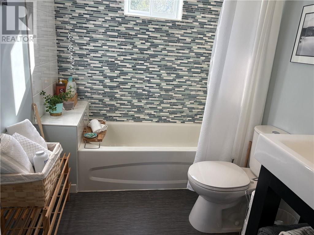 451 Old Webbwood Road, Espanola, Ontario P5E 1P1 - Photo 13 - 2125557