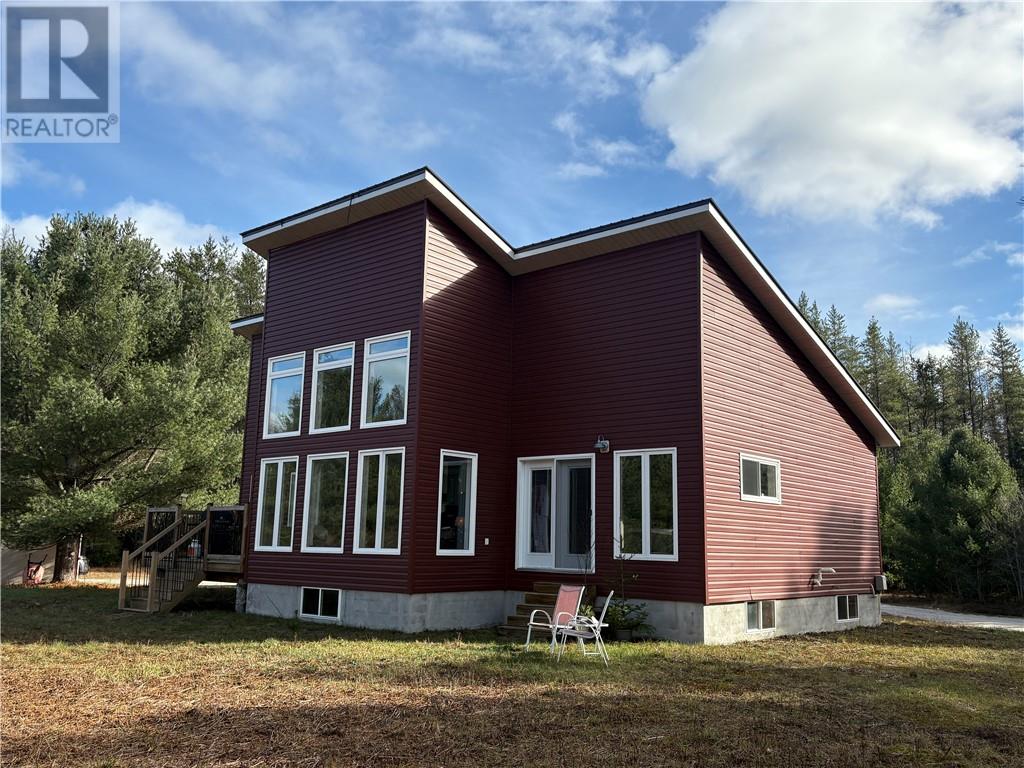 451 Old Webbwood Road, Espanola, Ontario P5E 1P1 - Photo 2 - 2125557