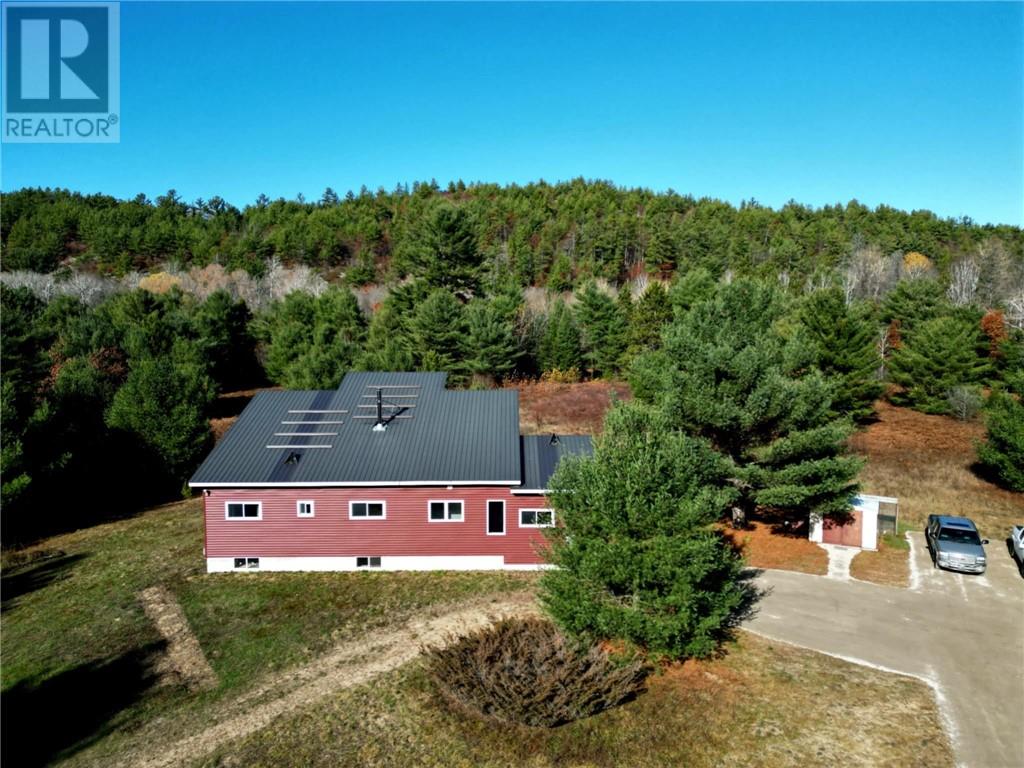 451 Old Webbwood Road, Espanola, Ontario P5E 1P1 - Photo 3 - 2125557