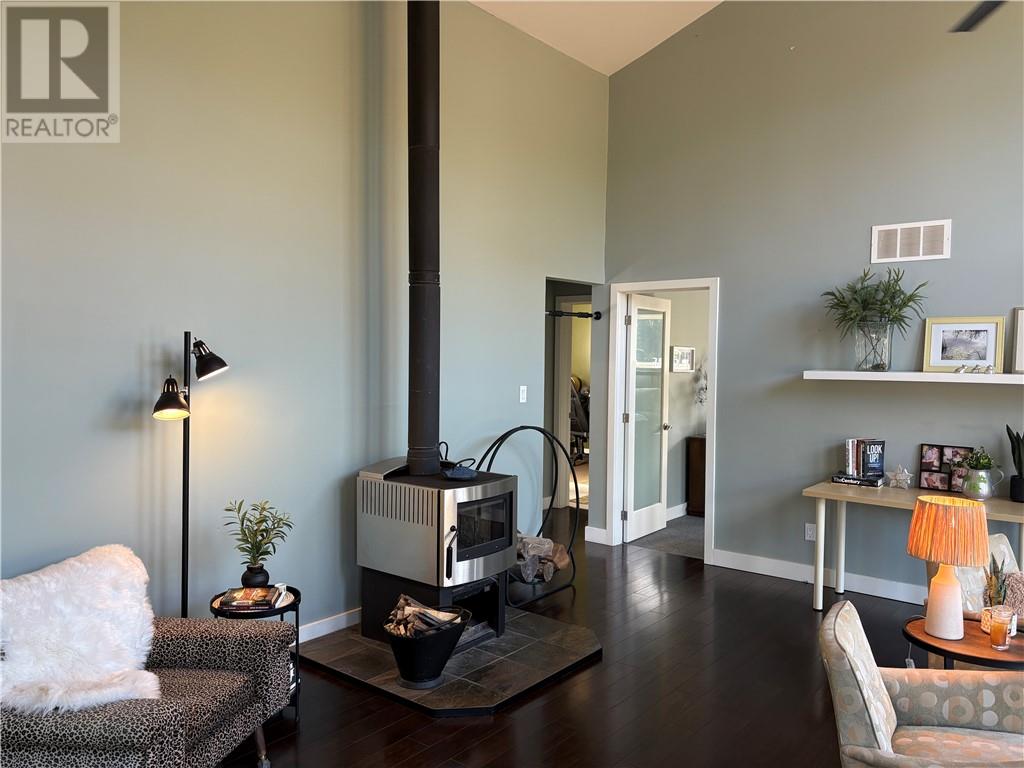 451 Old Webbwood Road, Espanola, Ontario P5E 1P1 - Photo 9 - 2125557