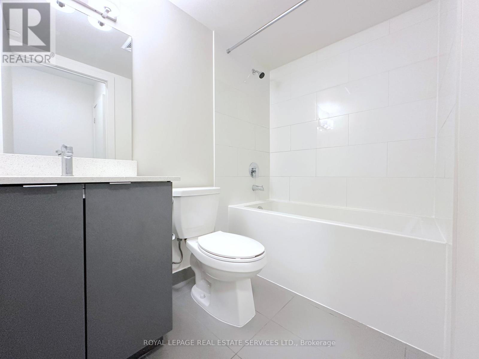 708 - 3385 Dundas Street W, Toronto (Runnymede-Bloor West Village), Ontario  M6S 2S2 - Photo 13 - W12520478