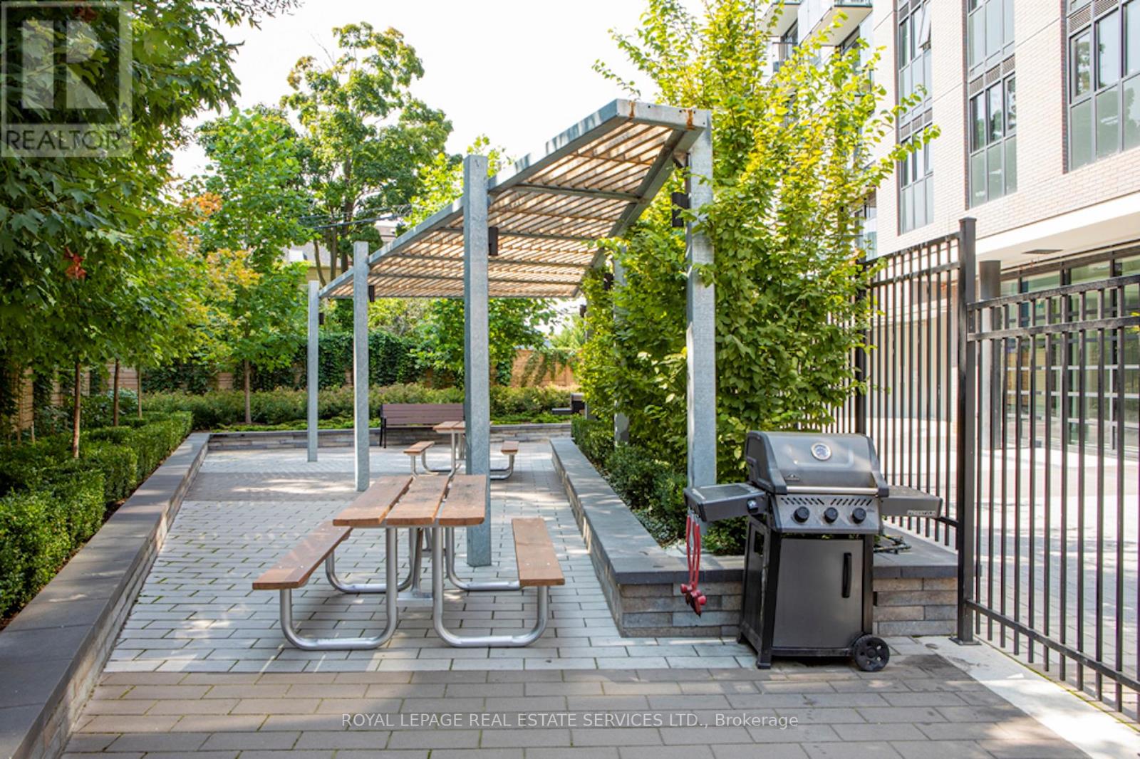 708 - 3385 Dundas Street W, Toronto (Runnymede-Bloor West Village), Ontario  M6S 2S2 - Photo 25 - W12520478