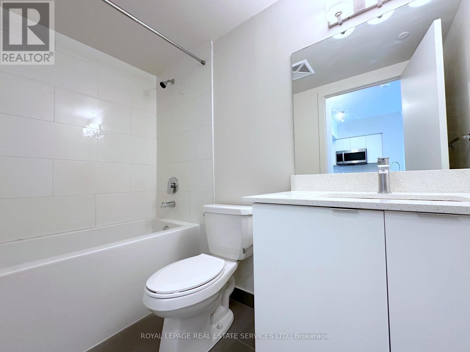 616 - 3385 Dundas Street W, Toronto (Runnymede-Bloor West Village), Ontario  M6S 2S2 - Photo 8 - W12520480