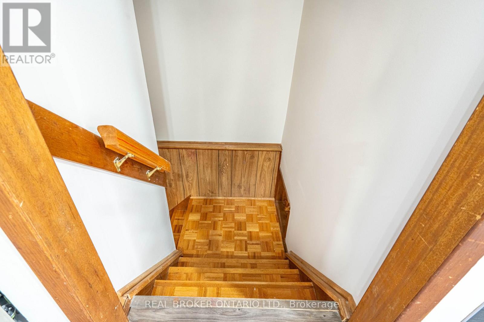 27 Kingswood Drive, Brampton, Ontario  L6V 2X5 - Photo 22 - W12520518