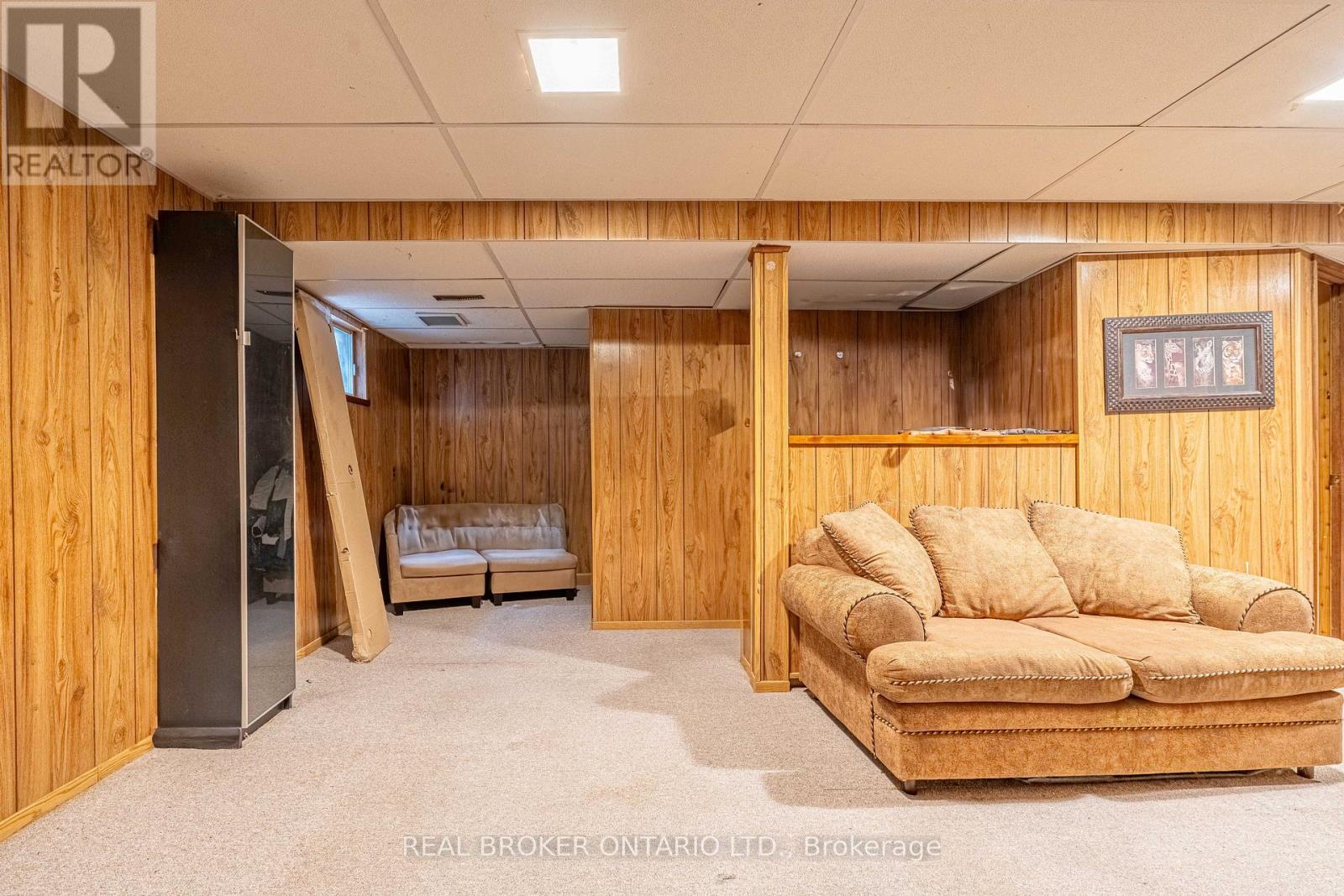 27 Kingswood Drive, Brampton, Ontario  L6V 2X5 - Photo 24 - W12520518