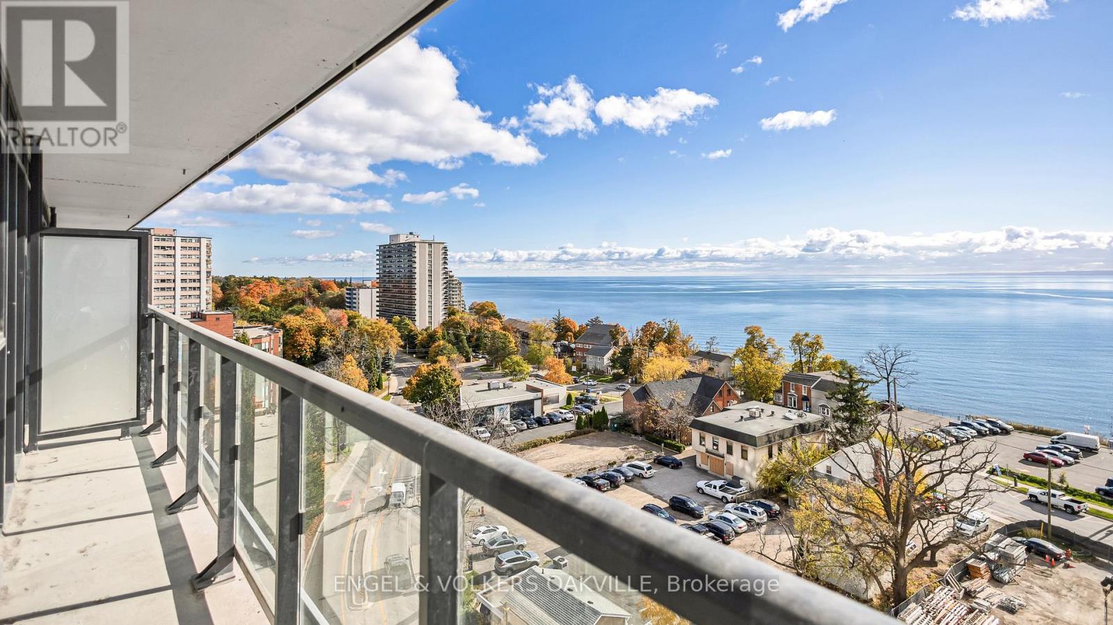 905 - 370 Martha Street, Burlington, Ontario  L7R 0G9 - Photo 23 - W12520524