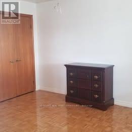 Main Fl - 84 Montmorency Drive, Hamilton, Ontario  L8K 6P4 - Photo 4 - X12520476