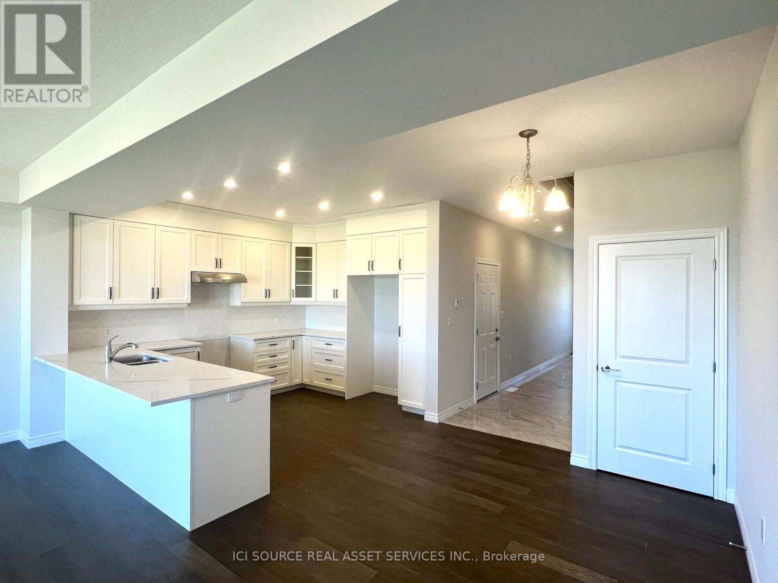 264 Tanglewood Drive, Hamilton, Ontario  L0R 1C0 - Photo 13 - X12520498