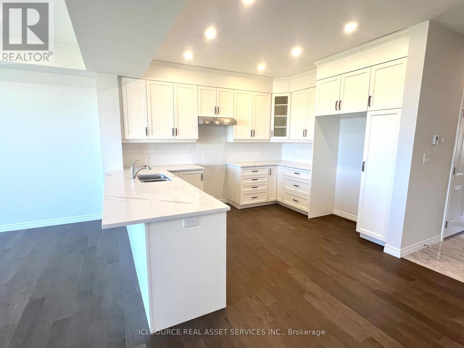 264 Tanglewood Drive, Hamilton, Ontario  L0R 1C0 - Photo 9 - X12520498