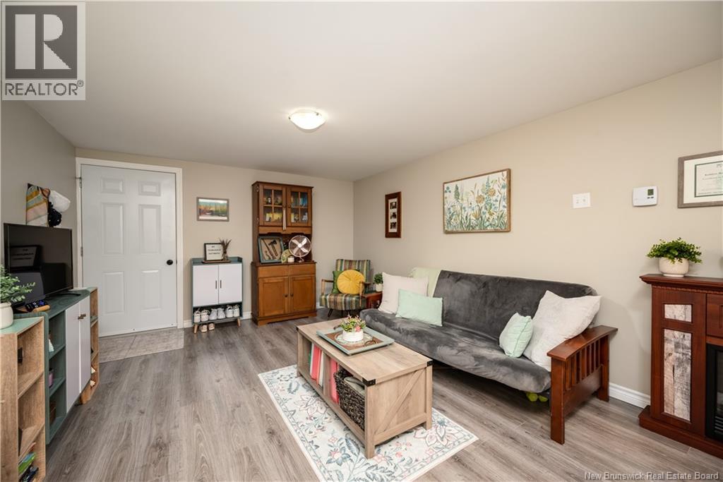 16 Melinda, Dieppe, New Brunswick  E1A 0W8 - Photo 18 - NB128426