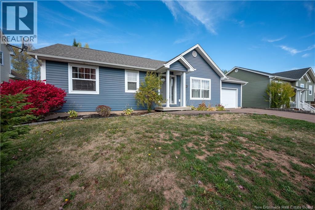 16 Melinda, Dieppe, New Brunswick  E1A 0W8 - Photo 2 - NB128426