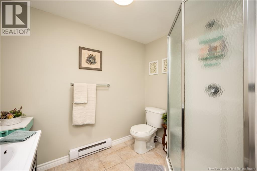 16 Melinda, Dieppe, New Brunswick  E1A 0W8 - Photo 25 - NB128426