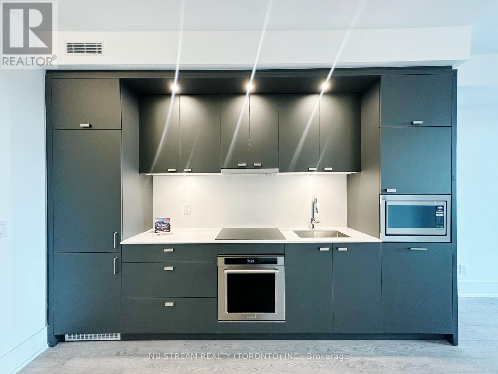 808 - 115 Denison Avenue, Toronto, Ontario M5T 2N1 - Photo 6 - C12476232