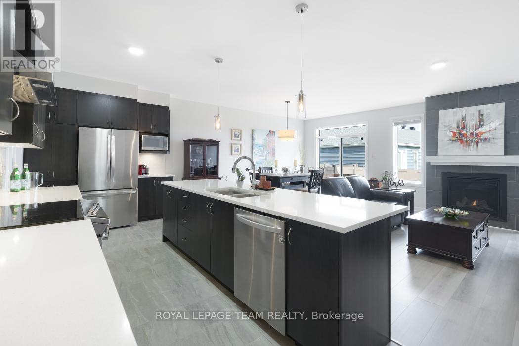 818 Companion Crescent, Ottawa, Ontario  K4M 0X1 - Photo 7 - X12399996