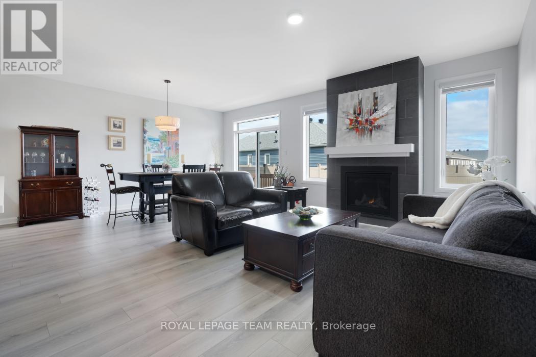 818 Companion Crescent, Ottawa, Ontario  K4M 0X1 - Photo 8 - X12399996