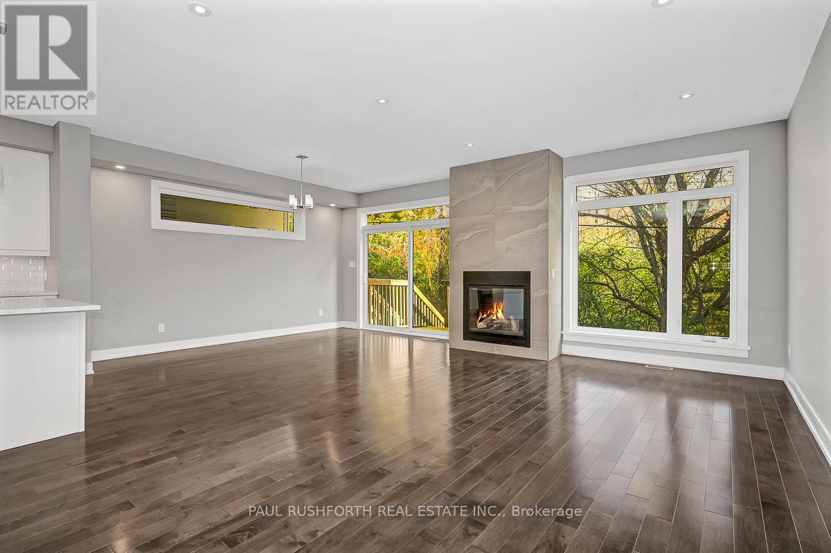 837 Connaught Avenue, Ottawa, Ontario K2B 5M5 - Photo 4 - X12480603