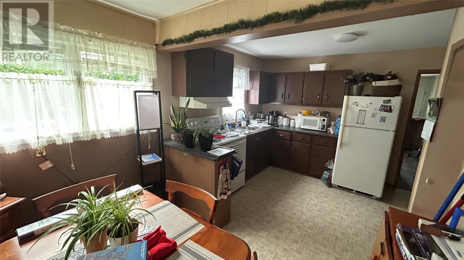 1 Maxwell Avenue, Stephenville, Newfoundland & Labrador  A2N 1P6 - Photo 4 - 1292419