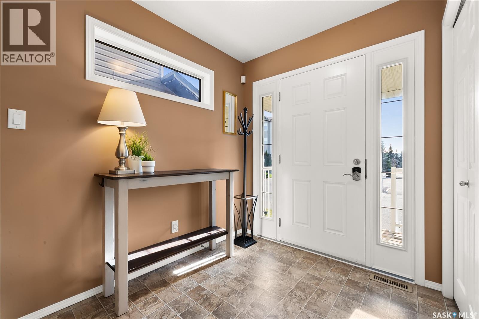 4466 Nicurity Drive, Regina, Saskatchewan  S4X 0C3 - Photo 2 - SK023545