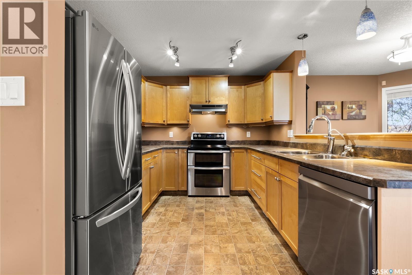 4466 Nicurity Drive, Regina, Saskatchewan  S4X 0C3 - Photo 6 - SK023545