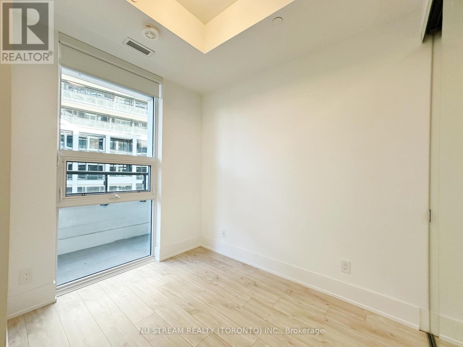 519 - 115 Denison Avenue, Toronto, Ontario M5T 2N1 - Photo 8 - C12469417