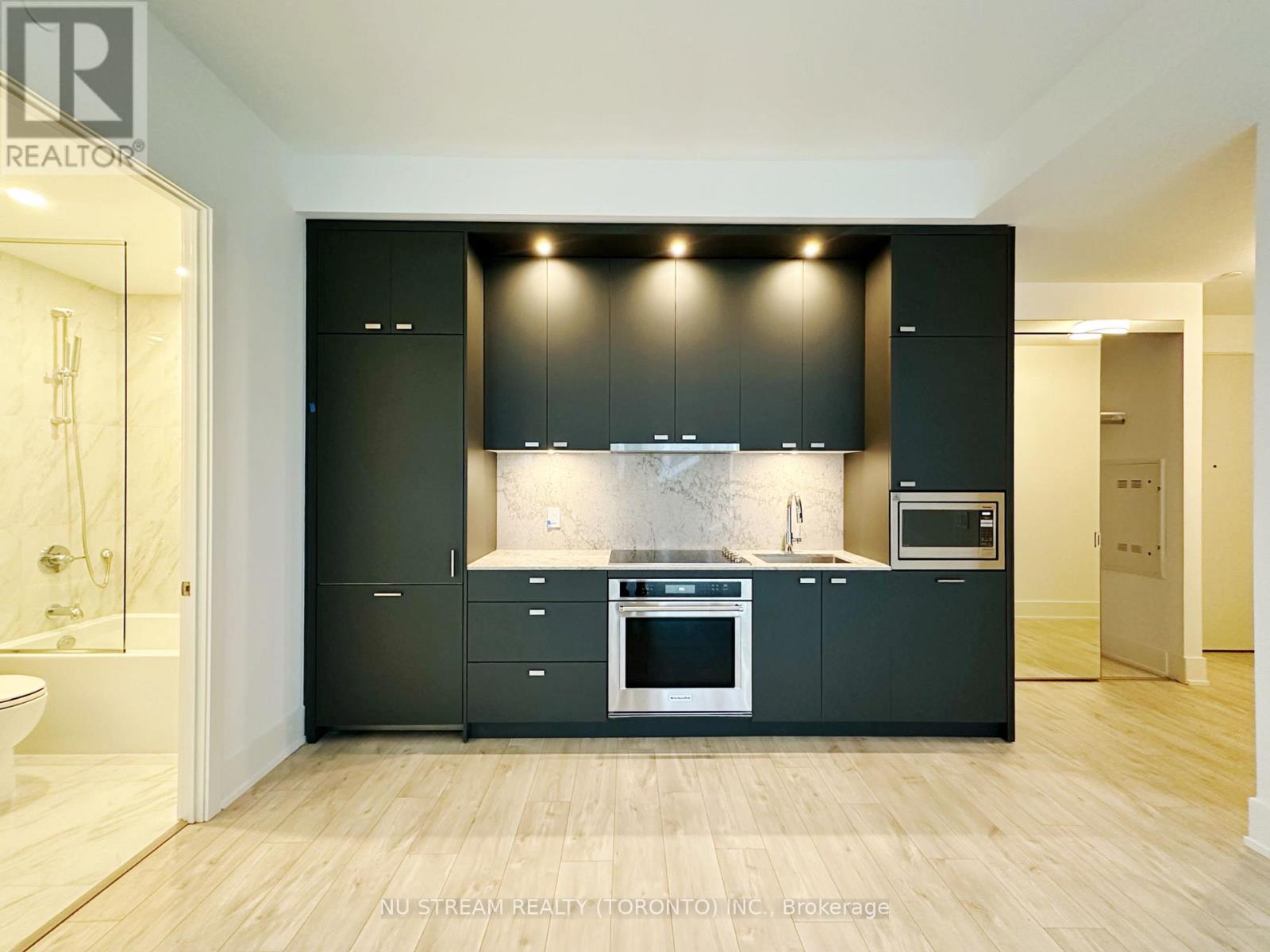 519 - 115 Denison Avenue, Toronto, Ontario M5T 2N1 - Photo 5 - C12469417