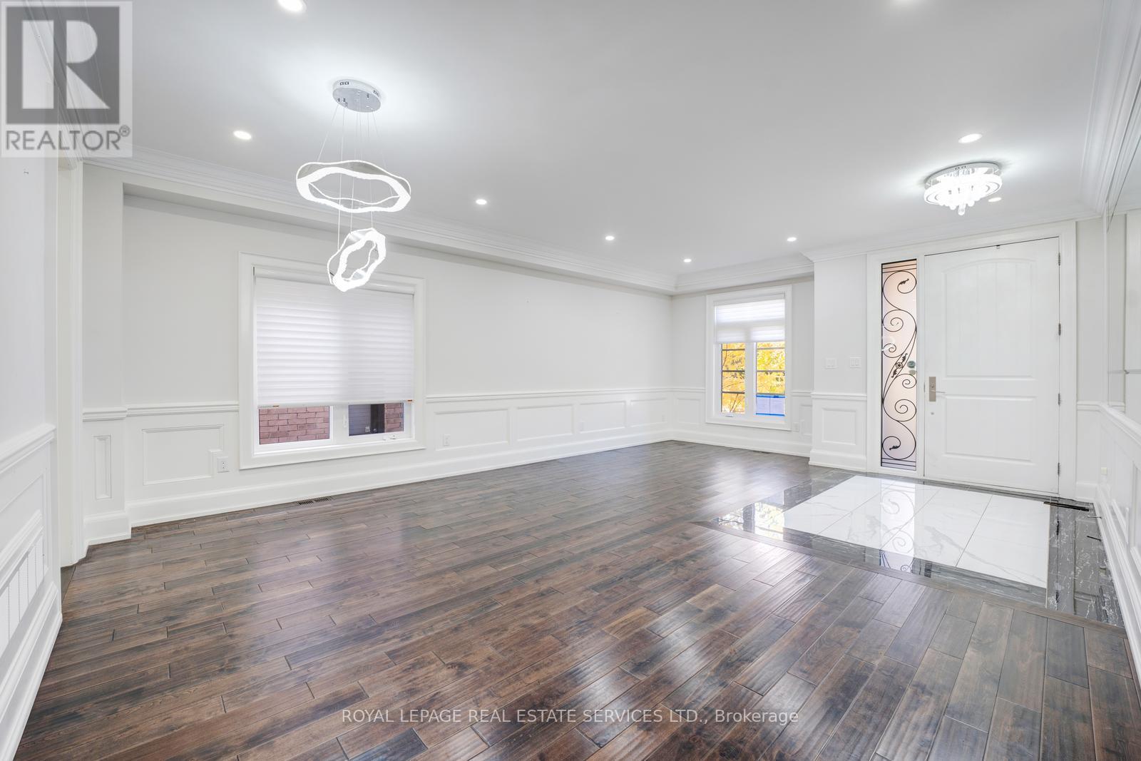 19 Irvington Crescent, Toronto, Ontario  M2N 2Z2 - Photo 7 - C12520580