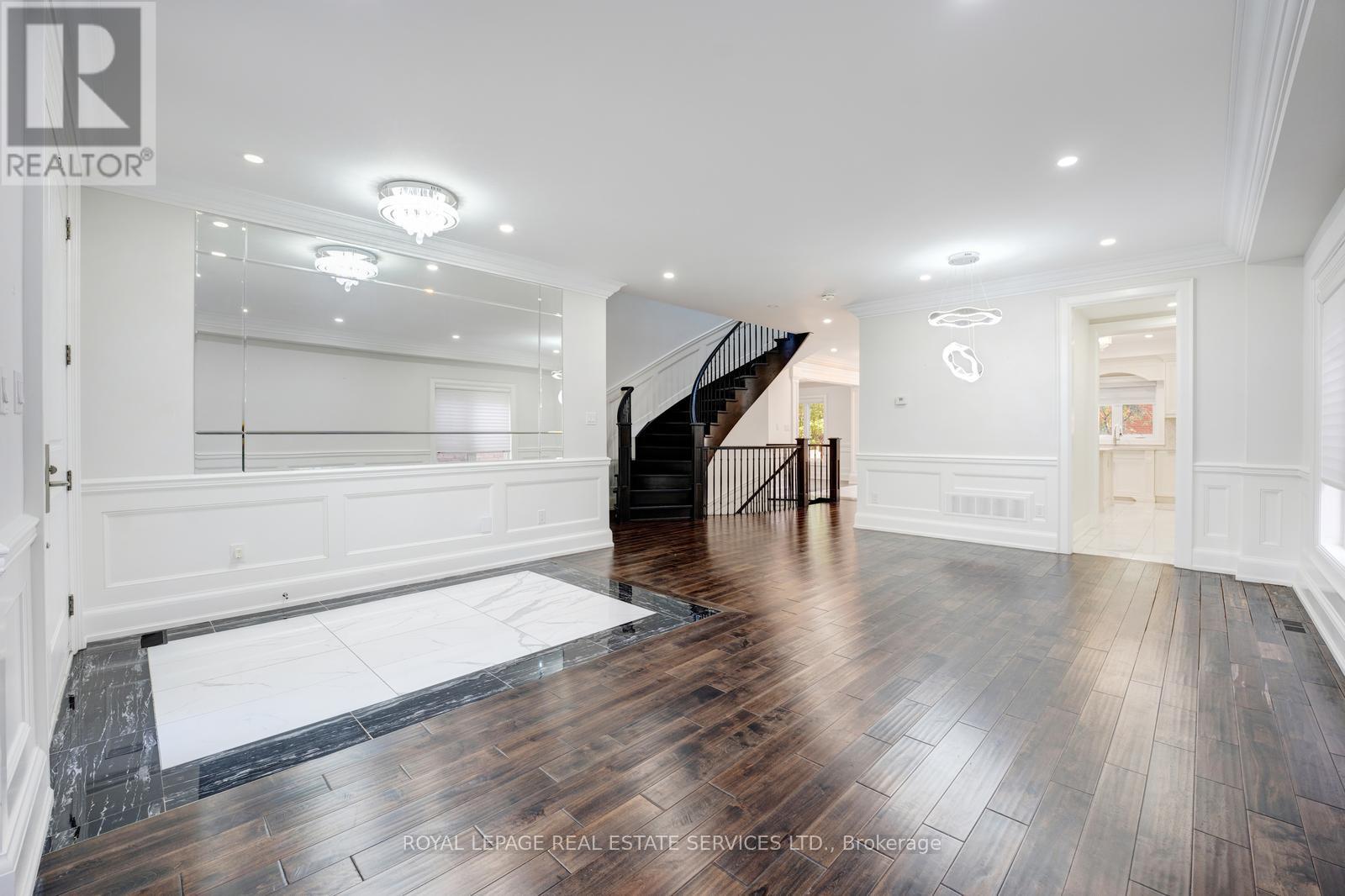 19 Irvington Crescent, Toronto, Ontario  M2N 2Z2 - Photo 8 - C12520580