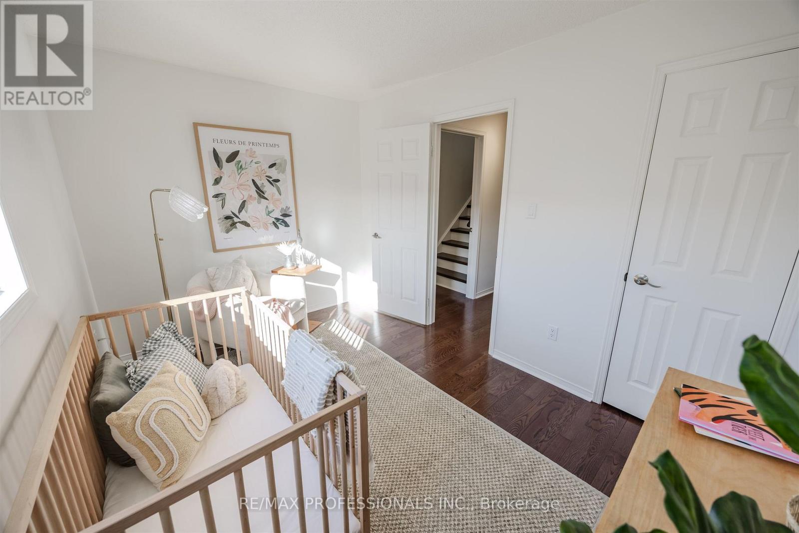 760 Rhodes Avenue, Toronto, Ontario  M4J 4X6 - Photo 18 - E12520562