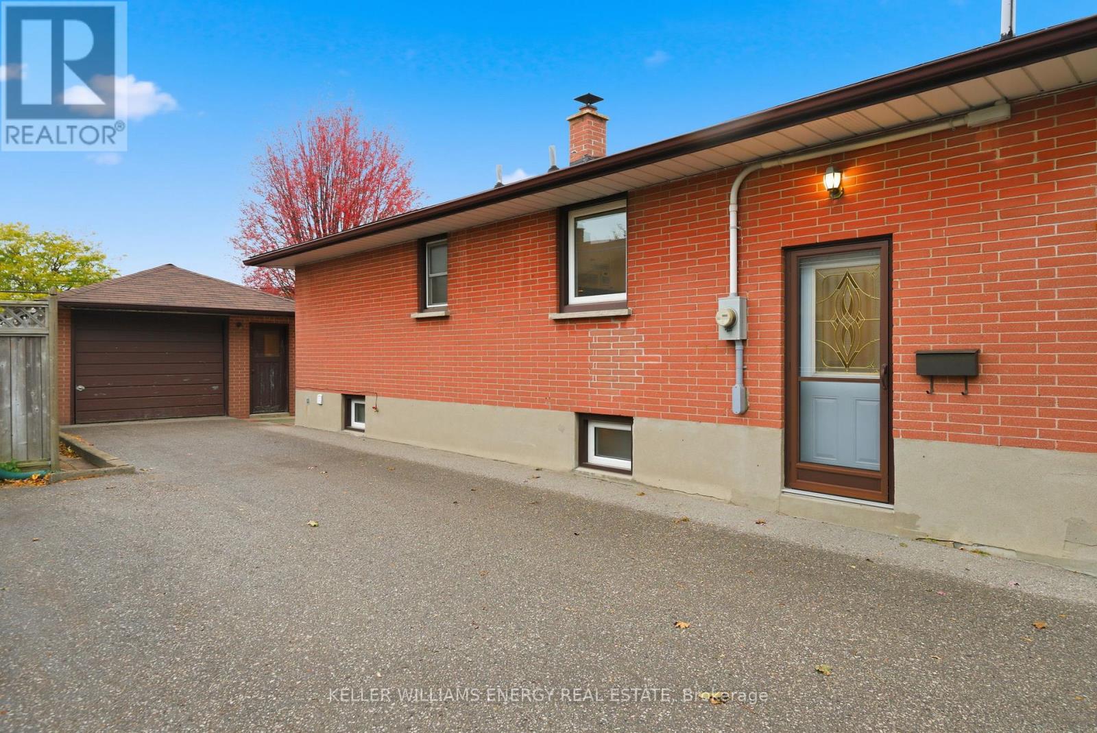 318 Guelph Street, Oshawa, Ontario L1H 6J4 - Photo 3 - E12520644