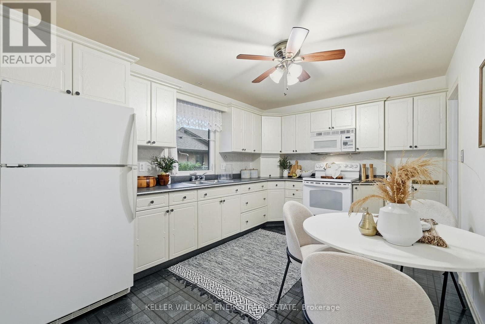 318 Guelph Street, Oshawa, Ontario L1H 6J4 - Photo 4 - E12520644