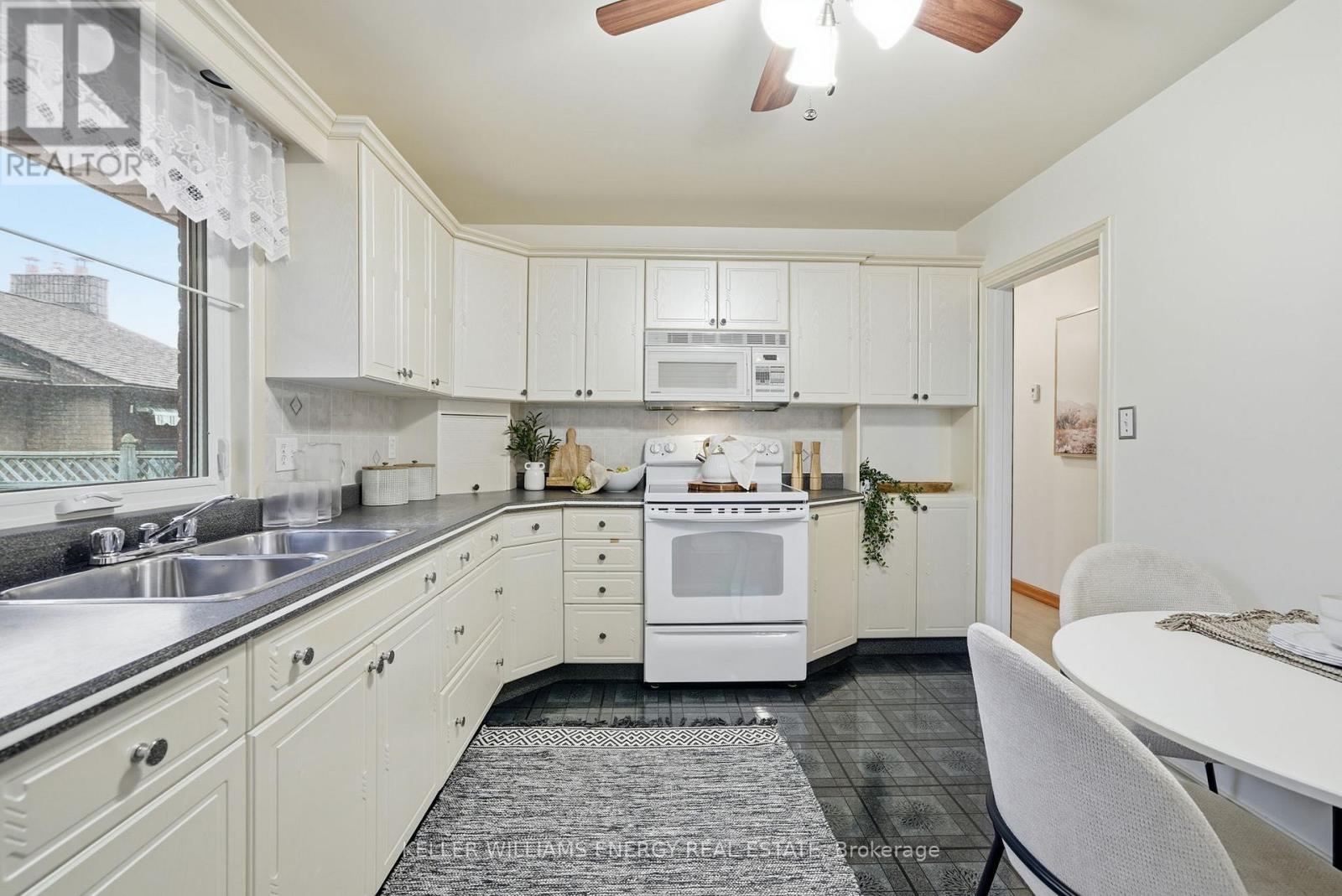 318 Guelph Street, Oshawa, Ontario L1H 6J4 - Photo 6 - E12520644