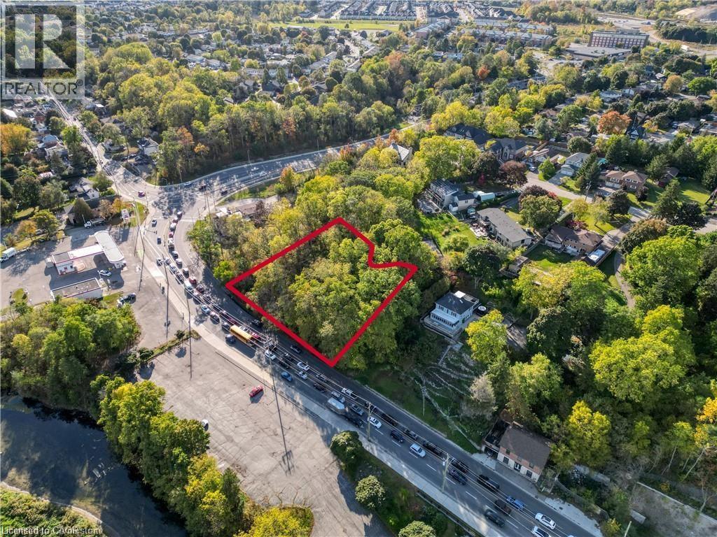 180 Fountain Street S, Cambridge, Ontario N3H 1H9 - Photo 2 - 40732858