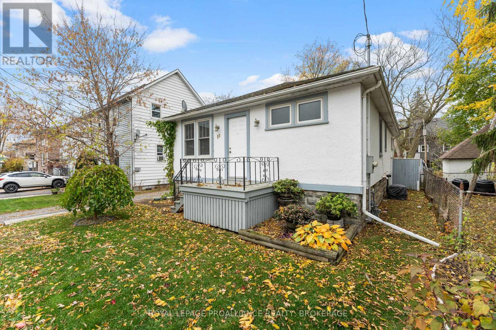 58 Stanley Street, Kingston (East Of Sir John A. Blvd), Ontario  K7K 1Y1 - Photo 2 - X12520596