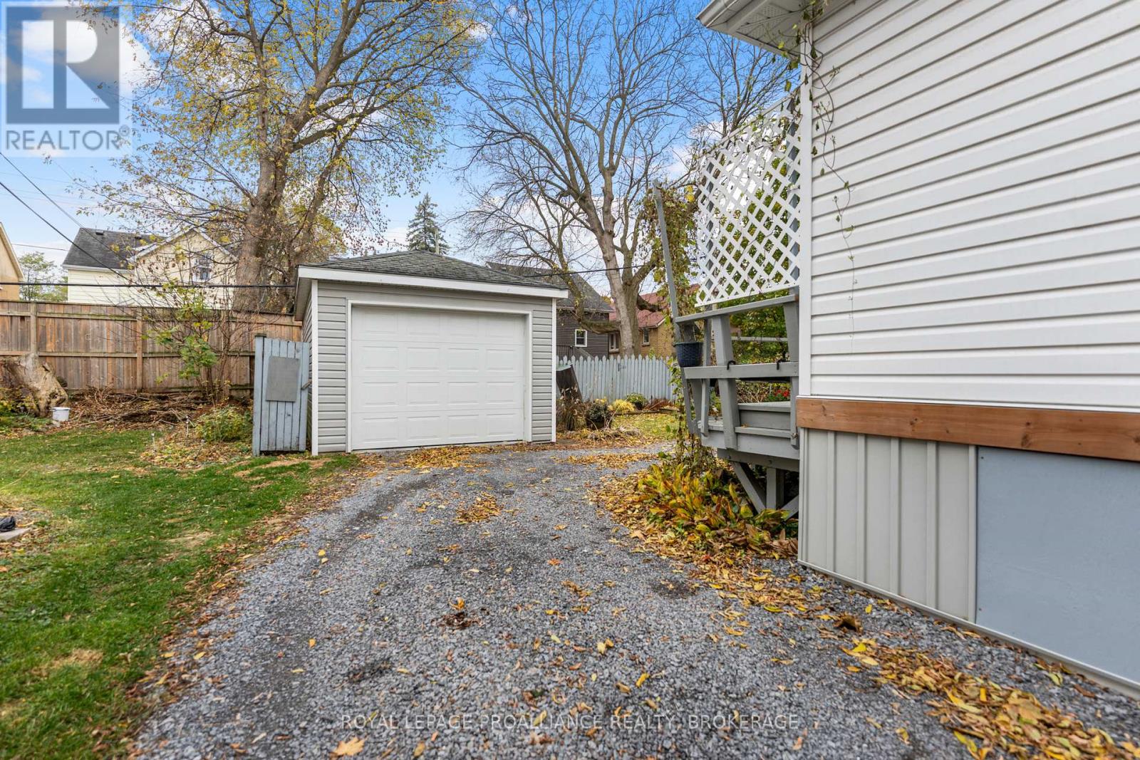 58 Stanley Street, Kingston (East Of Sir John A. Blvd), Ontario  K7K 1Y1 - Photo 37 - X12520596