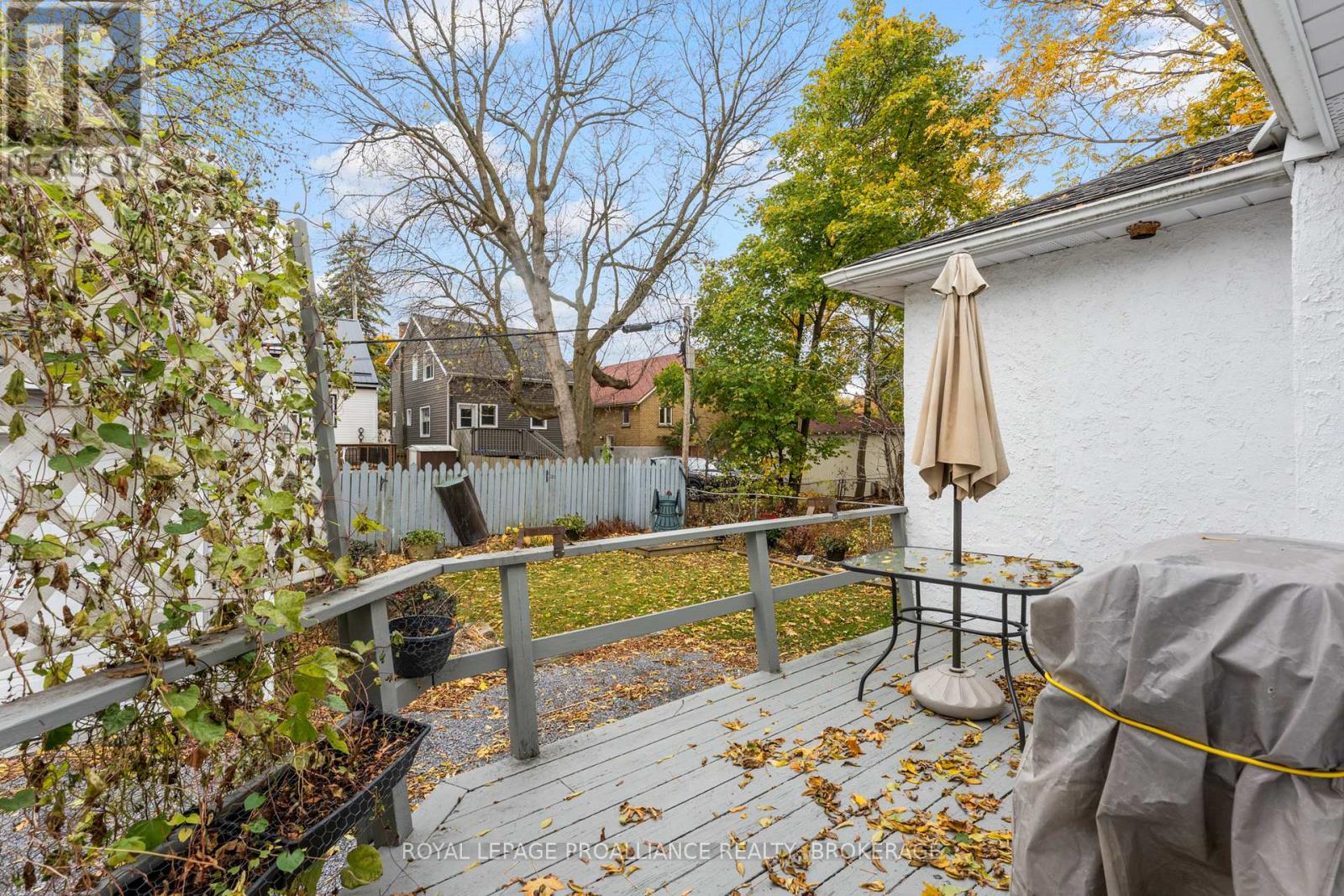 58 Stanley Street, Kingston (East Of Sir John A. Blvd), Ontario  K7K 1Y1 - Photo 47 - X12520596