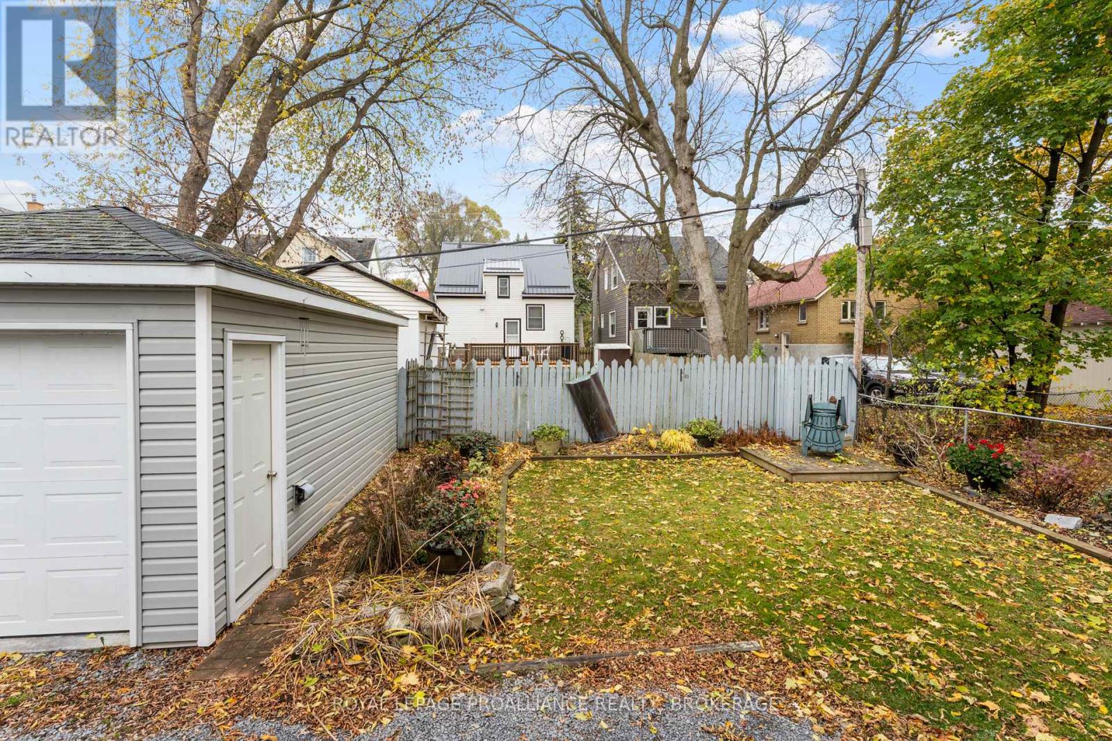 58 Stanley Street, Kingston (East Of Sir John A. Blvd), Ontario  K7K 1Y1 - Photo 48 - X12520596